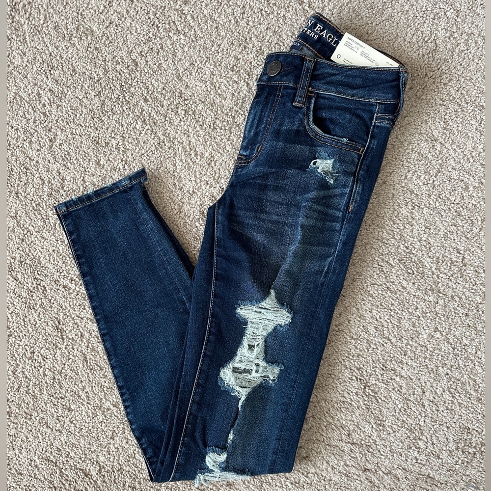 American Eagle Outfitters NWT Super Stretch X Size 0 Distressed Jeggings